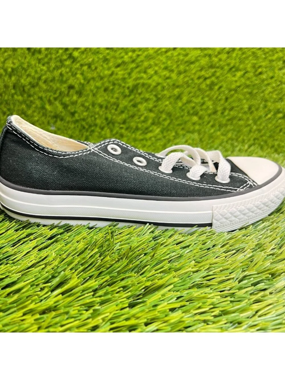 Converse Chuck Taylor All Star Low Boys Size 13C Black Athletic Shoes Sneakers